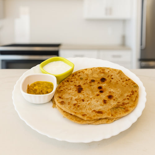 Aloo Paratha [1pc] with sweet curd and pickle